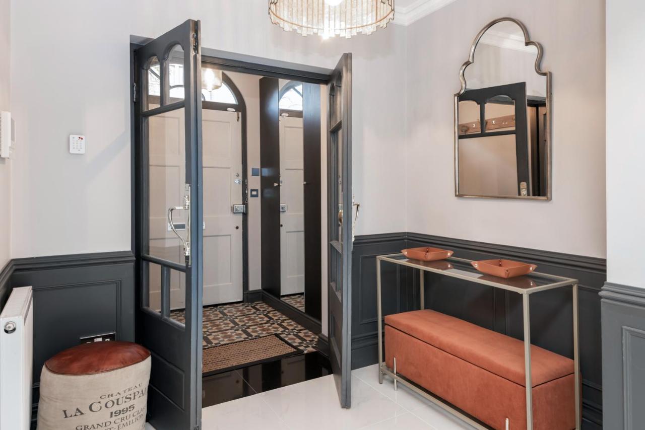 The London House - Entire Villa Bagian luar foto